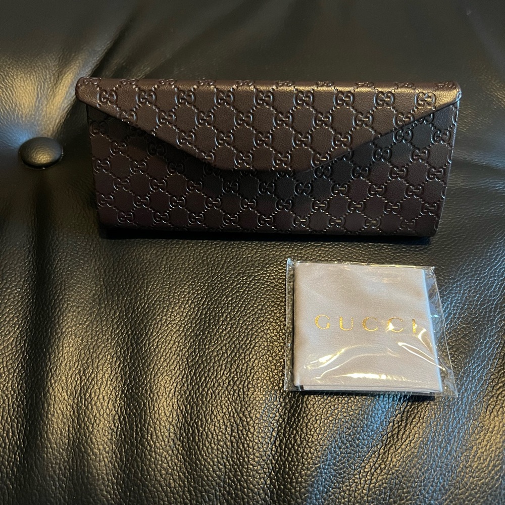 Gucci Sunglass case (foldable)